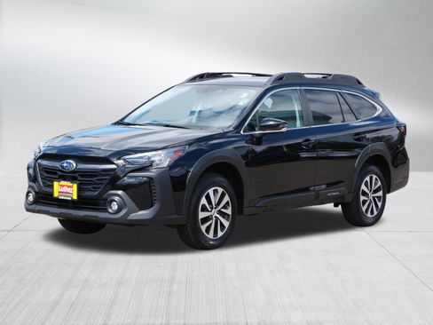 Used 2023 Subaru Outback Premium w/ Popular Package #1 AWD/4WD image 3