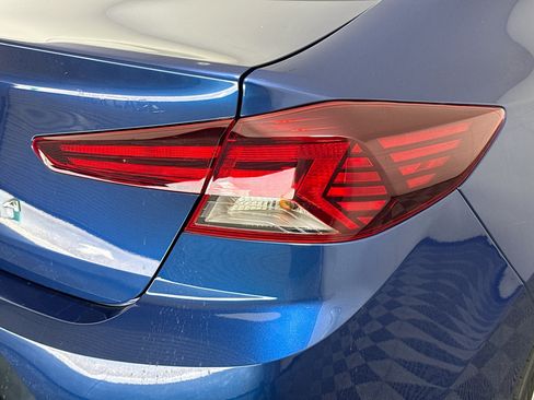 Used 2020 Hyundai Elantra Value Edition FWD image 34