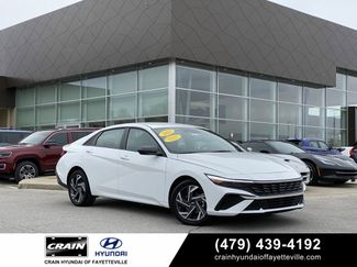 New 2025 Hyundai Elantra SEL video 1