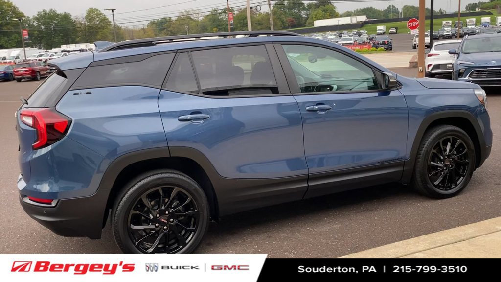 Certified 2024 GMC Terrain SLE w/ Driver Convenience Package AWD/4WD image 10