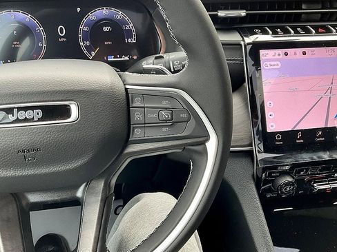 New 2025 Jeep Grand Cherokee L Limited image 23