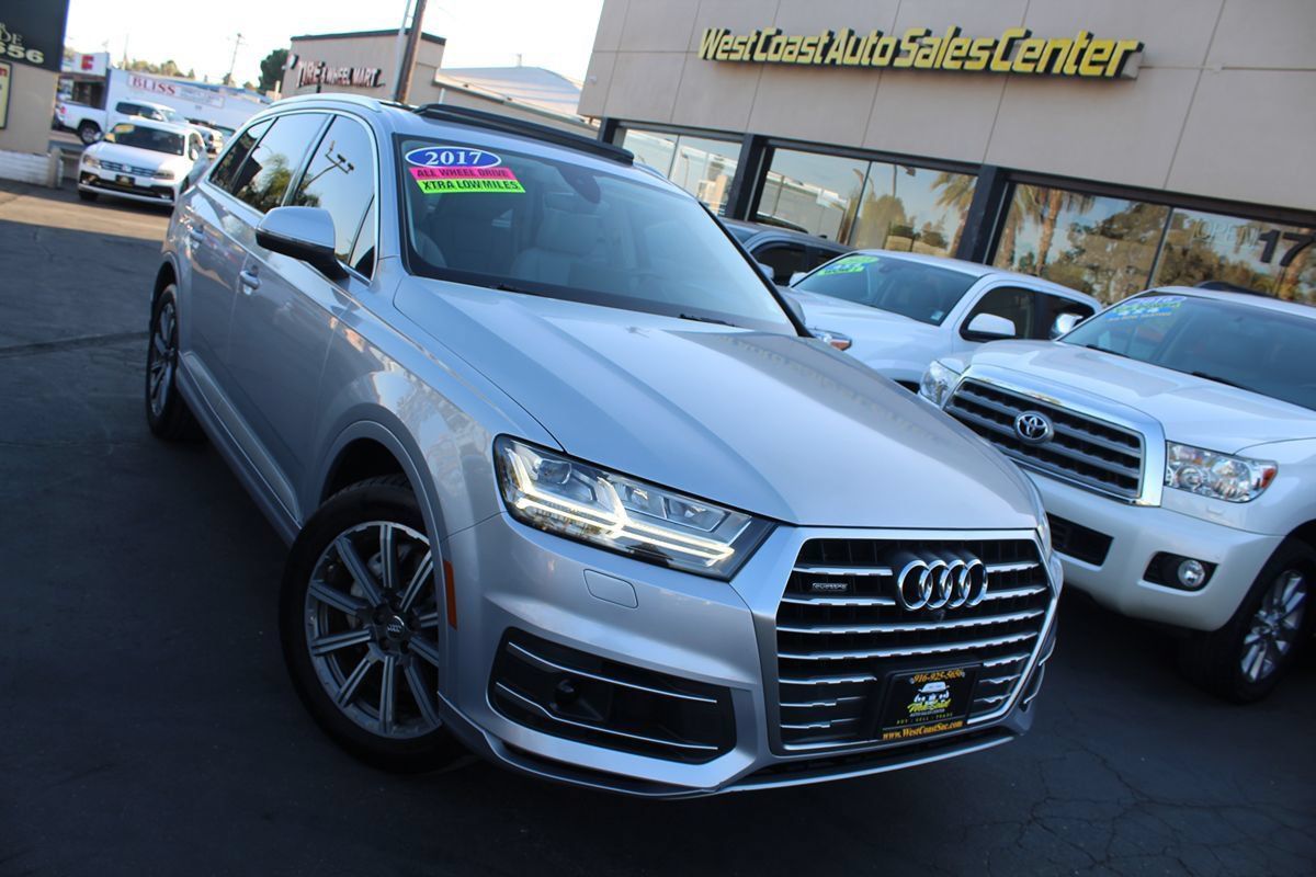 Used 2017 Audi Q7 3.0T Premium Plus w/ Premium Plus Package AWD/4WD image 41