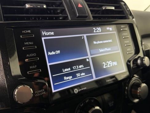 Used 2022 Toyota 4Runner TRD Off-Road AWD/4WD image 22