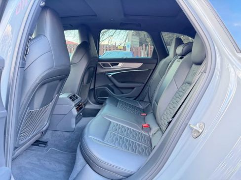 Used 2021 Audi RS 6 Avant Wagon 4D w/ Black Optic Package image 15