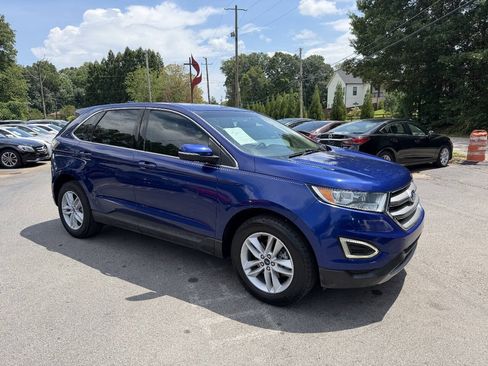Used 2015 Ford Edge SEL FWD image 3