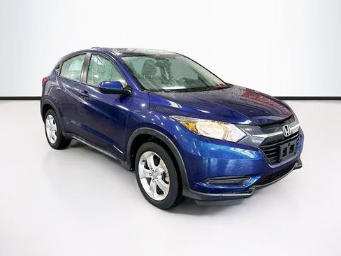 Used 2016 Honda HR-V LX image 3
