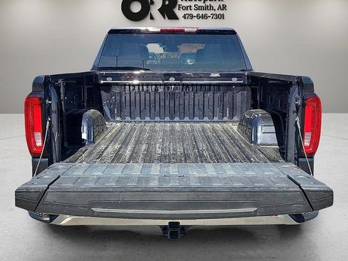 Used 2025 GMC Sierra 1500 SLT AWD/4WD image 8