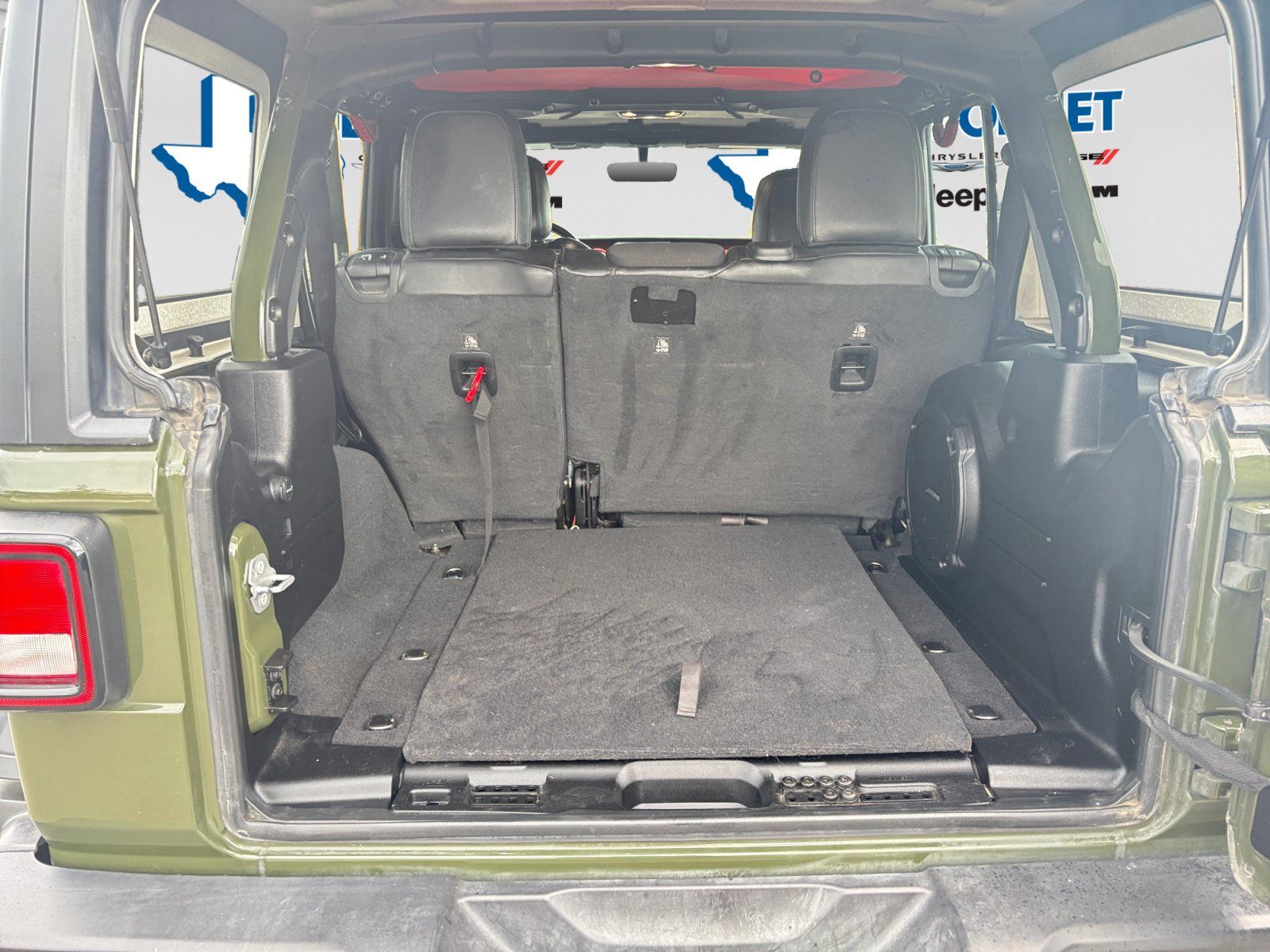 Used 2021 Jeep Wrangler Unlimited Rubicon AWD/4WD image 22