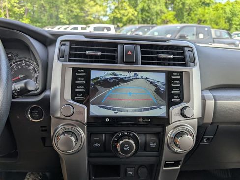 Used 2024 Toyota 4Runner SR5 AWD/4WD image 26
