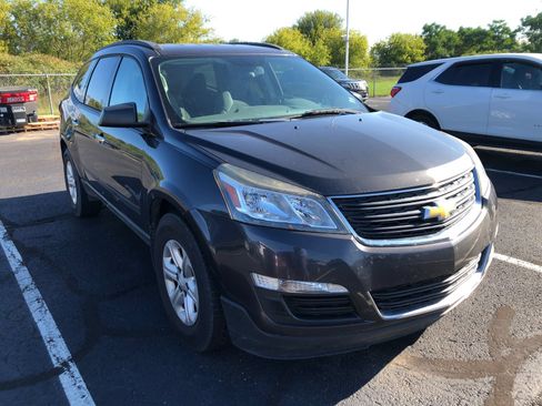 Used 2014 Chevrolet Traverse LS AWD/4WD image 3