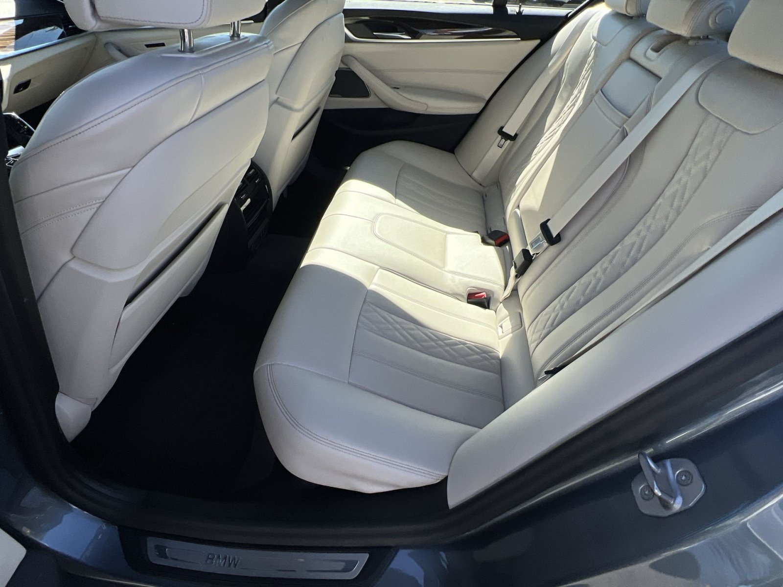 Used 2021 BMW 540i xDrive w/ Premium Package AWD/4WD image 22