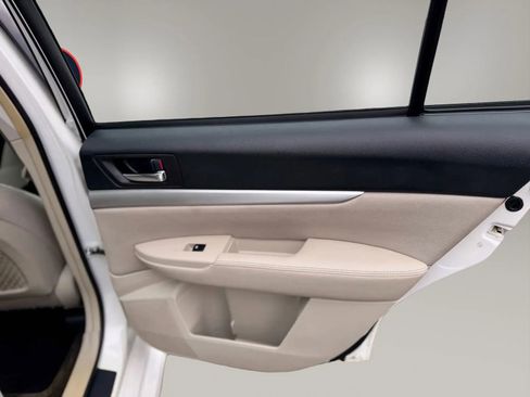 Used 2014 Subaru Legacy 2.5i image 20