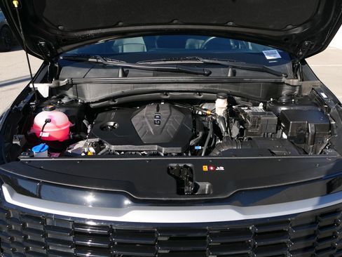 Certified 2026 Kia Sportage EX w/ EX Panorama Roof Package image 30