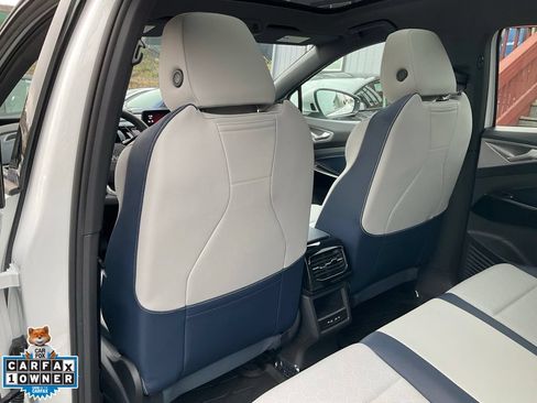 Used 2024 Volkswagen ID.4 S RWD image 33