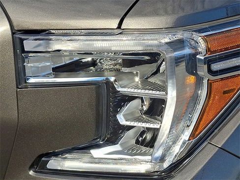 Used 2019 GMC Sierra 1500 Elevation w/ Elevation Value Package image 9