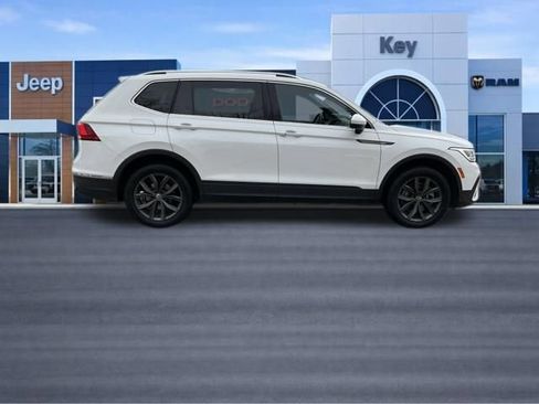 Used 2022 Volkswagen Tiguan SE image 7
