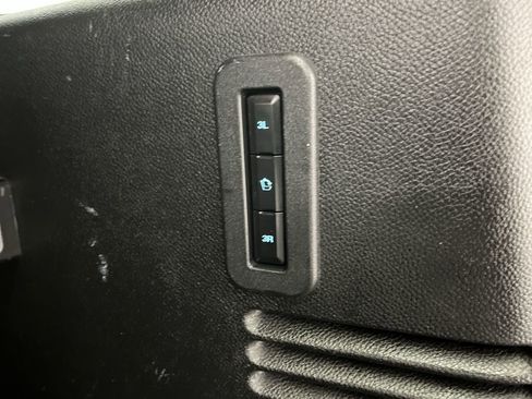 Used 2016 Ford Expedition EL XLT w/ Equipment Group 202A image 31