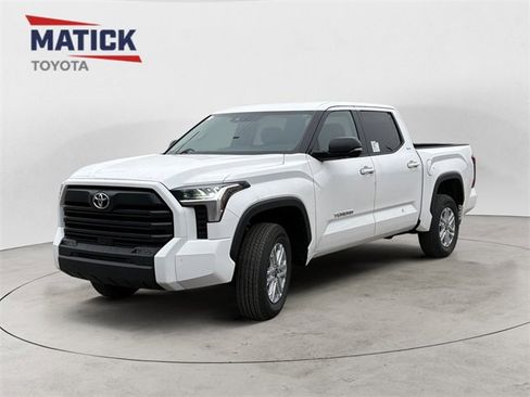 New 2026 Toyota Tundra SR5 image 3