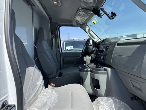 New 2024 Ford E-450 and Econoline 450 Super Duty w/ Power Windows & Locks Group image 58