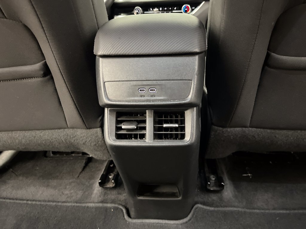 Used 2025 Chevrolet Equinox LT FWD image 24