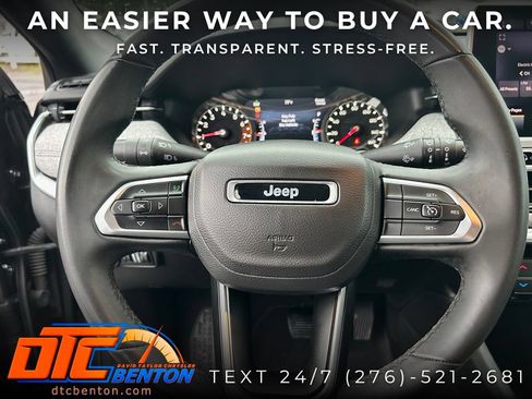 Used 2024 Jeep Compass Latitude AWD/4WD image 14