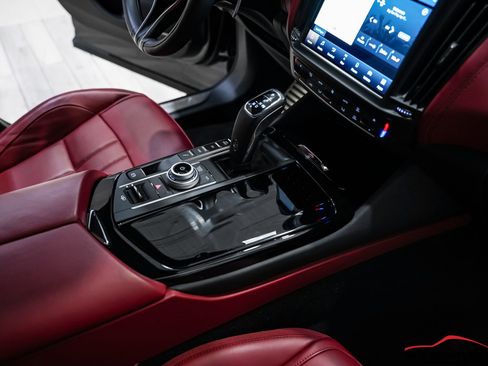 Used 2022 Maserati Levante Modena S AWD/4WD image 65