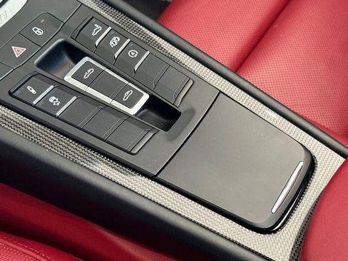 Used 2017 Porsche 911 Targa 4 GTS image 26