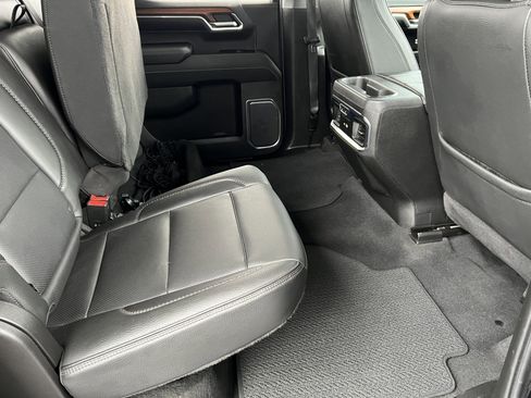 Used 2023 GMC Sierra 1500 Denali w/ Denali Carbonpro Edition AWD/4WD image 19