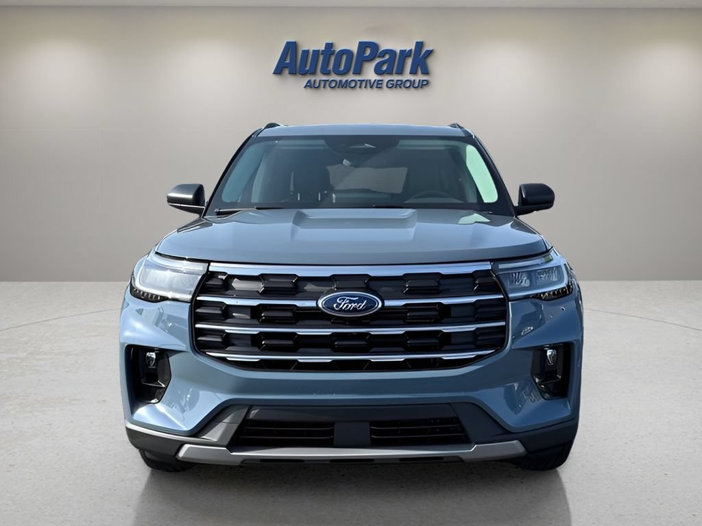 New 2026 Ford Explorer Active w/ Active Comfort Package AWD/4WD image 2