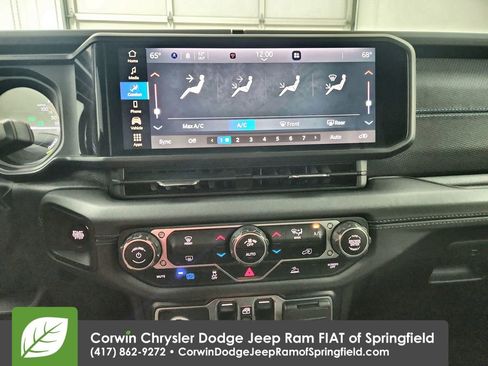 Used 2024 Jeep Wrangler Unlimited Rubicon 4xe image 26