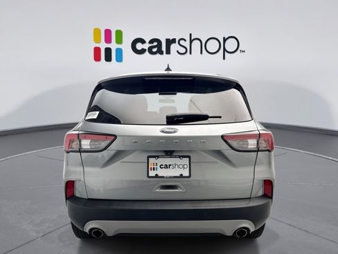 Used 2022 Ford Escape SE w/ Convenience Package AWD/4WD image 4