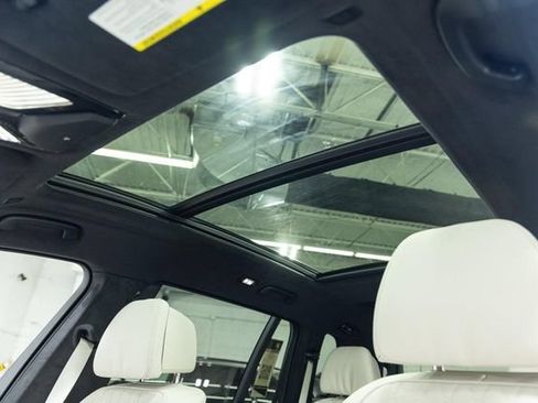 New 2027 BMW X7 xDrive40i w/ M Sport Package AWD/4WD image 19