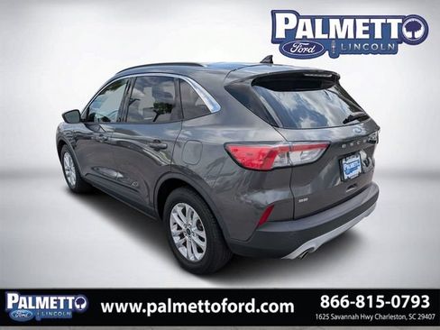Used 2020 Ford Escape SE FWD image 6