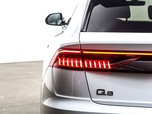 Used 2023 Audi Q8 Premium Plus w/ Premium Plus Package image 15