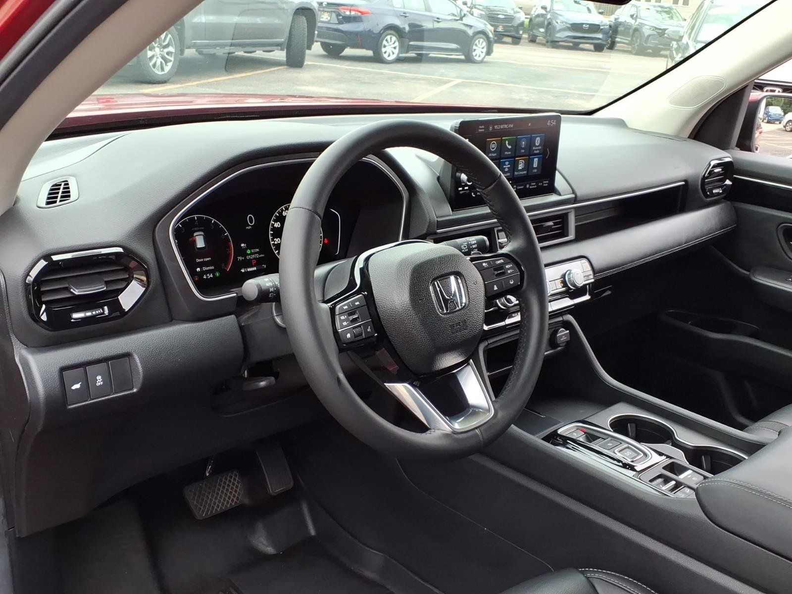 Certified 2025 Honda Pilot EX-L image 5