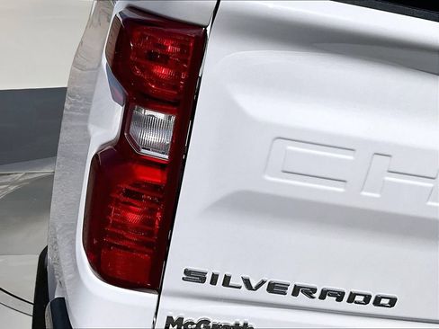 Used 2019 Chevrolet Silverado 1500 LT w/ All-Star Edition AWD/4WD image 26
