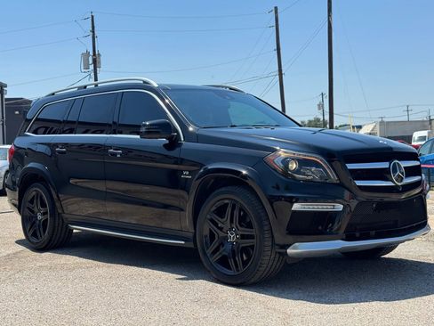 Used 2014 Mercedes-Benz GL 63 AMG 4MATIC image 9