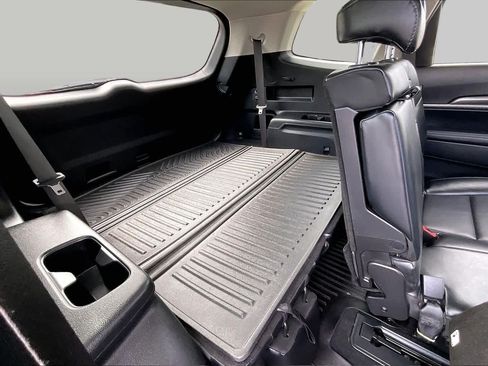 Used 2024 Kia Telluride LX FWD image 17