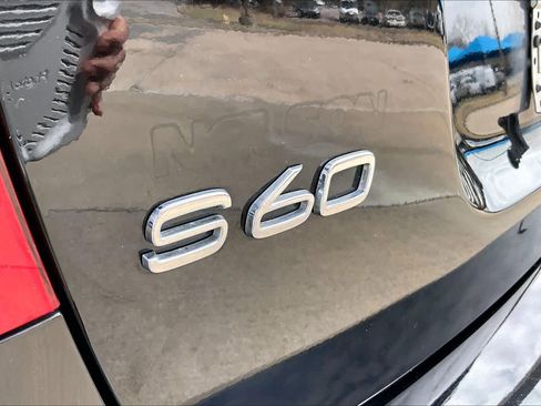 Used 2016 Volvo S60 T5 image 31