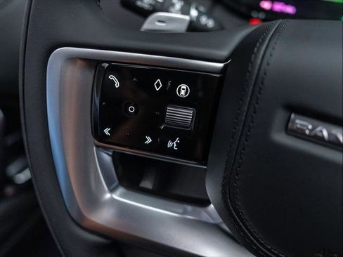 New 2025 Land Rover Range Rover SE image 20