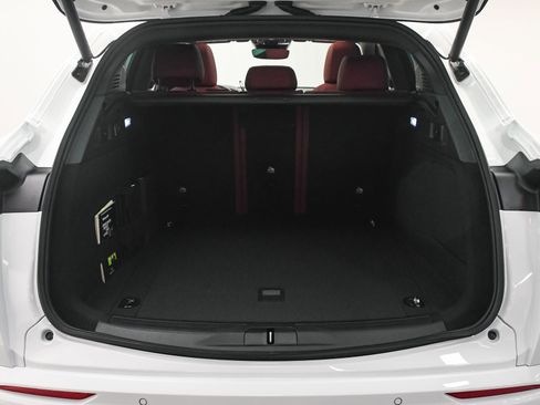 New 2026 Maserati Grecale Modena image 7