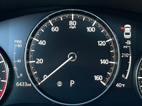 Used 2022 MAZDA MAZDA3 s image 32