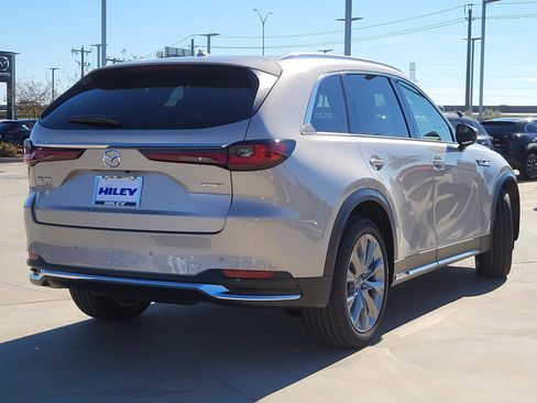 New 2026 MAZDA CX-90 3.3 Turbo w/ Premium Plus Pkg image 4