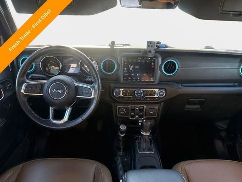 Used 2022 Jeep Wrangler Unlimited Sahara w/ Cold Weather Group image 21