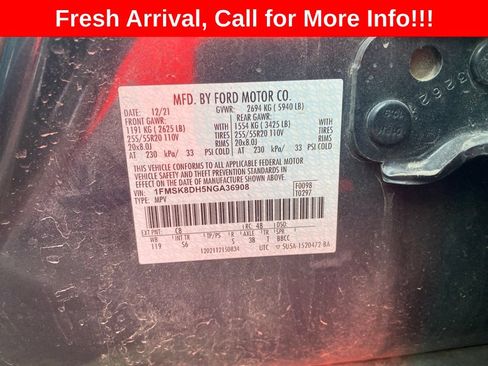 Used 2022 Ford Explorer XLT w/ Equipment Group 202A AWD/4WD image 16