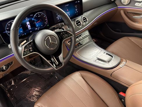 Used 2023 Mercedes-Benz E 350 4MATIC Sedan image 9
