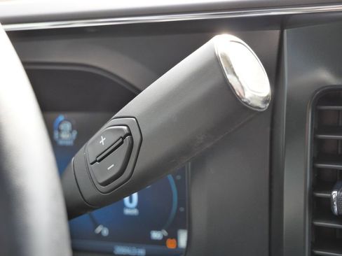 Used 2023 Ford F250 Lariat w/ Lariat Ultimate Package AWD/4WD image 41