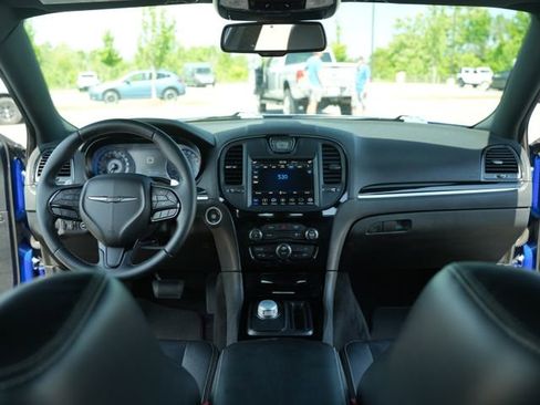 Used 2018 Chrysler 300 S AWD/4WD image 25