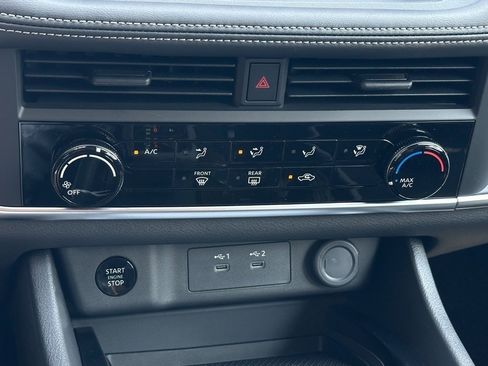 Certified 2025 Nissan Rogue S image 11