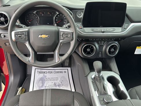 New 2026 Chevrolet Blazer LT AWD/4WD image 10